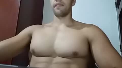 fitchestabs_69 online show from March 22, 8:34 pm