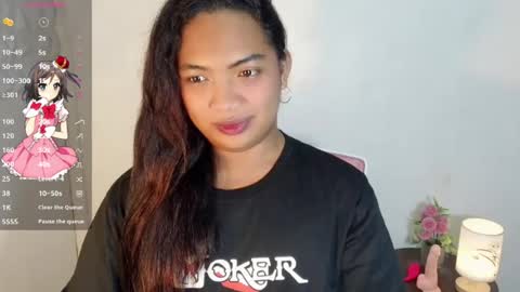 Snapshot of fitfemme_anna chatting on July 24, 10:46 am fitfemme_anna online show from July 24, 10:46 am