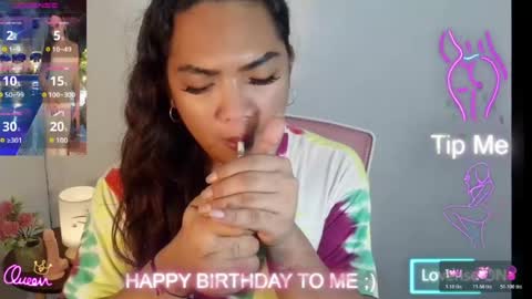 Snapshot of fitfemme_anna chatting on August 2, 1:48 am fitfemme_anna online show from August 2, 1:48 am