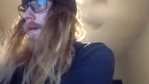 Snapshot of fitfungi7 chatting on February 9, 3:32 am fitfungi7 online show from February 9, 3:32 am