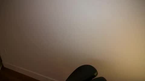 fitfunweird online show from April 26, 1:58 am