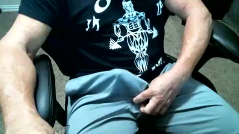 Snapshot of fitguy40 chatting on July 26, 4:09 am fitguy40 online show from July 26, 4:09 am