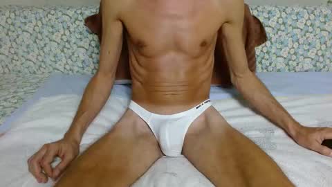 Snapshot of fithotguy90 chatting on September 13, 4:40 pm Luis online show from September 13, 4:40 pm