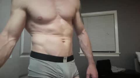 Snapshot of fitlance chatting on November 22, 4:33 am Lance Remington online show from November 22, 4:33 am