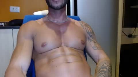 Snapshot of fitness1989 chatting on November 23, 4:51 pm fitness1989 online show from November 23, 4:51 pm