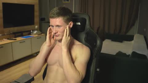 Snapshot of fixsicki chatting on November 6, 10:10 pm Eren. online show from November 6, 10:10 pm