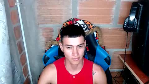 Snapshot of flacolatind chatting on December 12, 4:26 am FLACO online show from December 12, 4:26 am