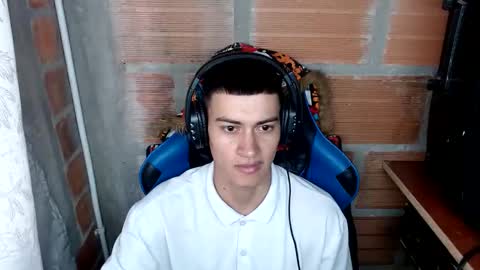 Snapshot of flacolatind chatting on December 12, 3:48 pm FLACO online show from December 12, 3:48 pm