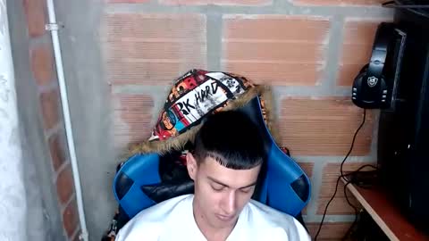 Snapshot of flacolatind chatting on December 13, 9:20 pm FLACO online show from December 13, 9:20 pm