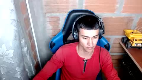 Snapshot of flacolatind chatting on January 5, 2:06 am FLACO online show from January 5, 2:06 am