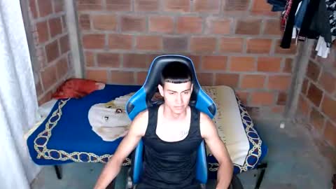 Snapshot of flacolatind chatting on February 2, 1:34 am FLACO online show from February 2, 1:34 am