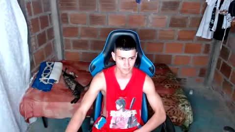 Snapshot of flacolatind chatting on February 9, 3:32 am FLACO online show from February 9, 3:32 am