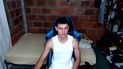 Snapshot of flacolatind chatting on February 20, 4:36 pm FLACO online show from February 20, 4:36 pm