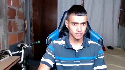 Snapshot of flacolatind chatting on October 11, 3:43 pm FLACO online show from October 11, 3:43 pm