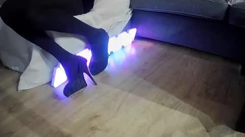 Snapshot of flakoyflaki chatting on December 1, 6:35 pm flakoyflaki online show from December 1, 6:35 pm