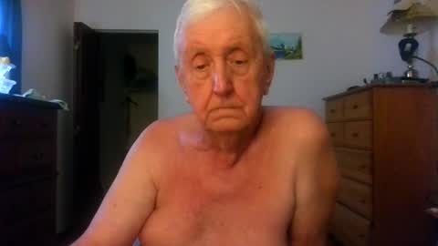 flamale65to online show from June 11, 9:13 pm