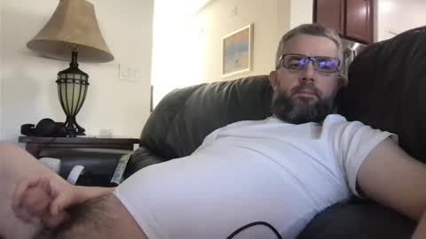 fleas1 online show from December 6, 9:35 pm