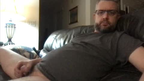 fleas1 online show from March 19, 5:44 am