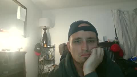 Snapshot of fleetingfeeling chatting on December 17, 7:58 am fleetingfeeling online show from December 17, 7:58 am