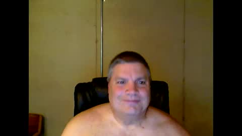 Snapshot of fletch32 chatting on December 28, 4:30 am jd online show from December 28, 4:30 am