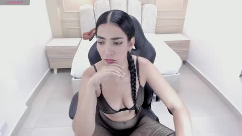   FLEUR   online show from March 17, 12:41 pm