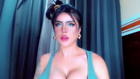 Snapshot of flexiblechachi chatting on February 3, 7:51 am GoddessCOCK online show from February 3, 7:51 am