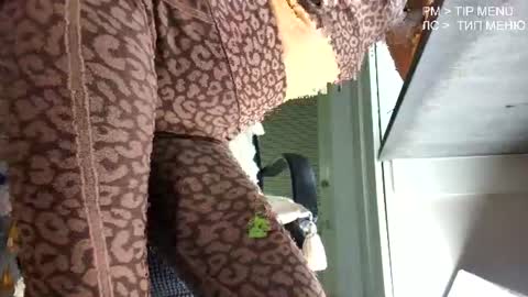 Snapshot of flexy_cat chatting on July 19, 3:27 pm Flexy Cat online show from July 19, 3:27 pm