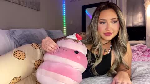 Snapshot of flexyroxxxy chatting on January 15, 5:29 am Roxy online show from January 15, 5:29 am