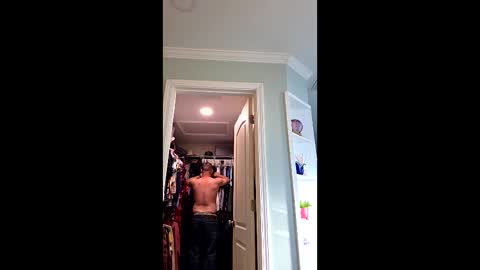 FL guy online show from February 24, 1:09 pm