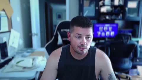 FL guy online show from June 4, 7:53 pm