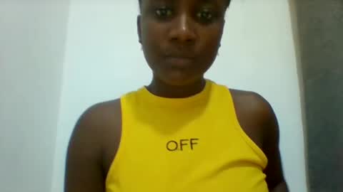 Snapshot of flirty_arrya chatting on April 3, 12:47 pm flirty_arrya online show from April 3, 12:47 pm