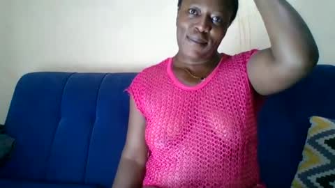 Snapshot of flirty_letisha chatting on July 14, 10:09 am flirty_letisha online show from July 14, 10:09 am