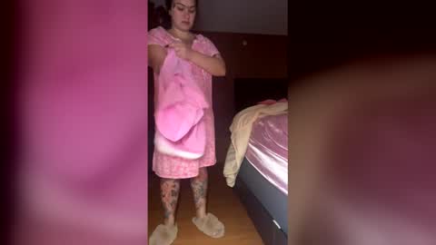 Ive Retired From Camming  online show from February 3, 11:32 pm