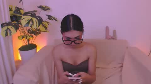 Snapshot of flirtymarga chatting on June 3, 5:18 pm Marga online show from June 3, 5:18 pm