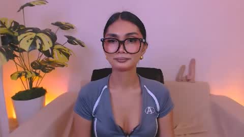 Snapshot of flirtymarga chatting on June 12, 3:22 pm Marga online show from June 12, 3:22 pm