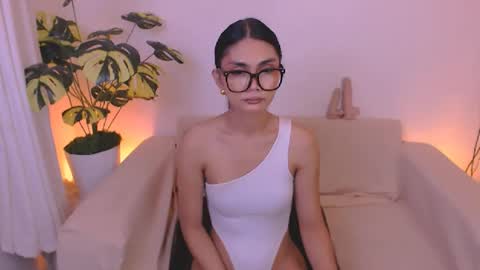 Snapshot of flirtymarga chatting on June 13, 4:27 pm Marga online show from June 13, 4:27 pm