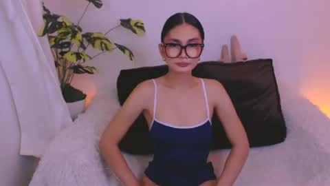Snapshot of flirtymarga chatting on June 28, 2:23 pm Marga online show from June 28, 2:23 pm