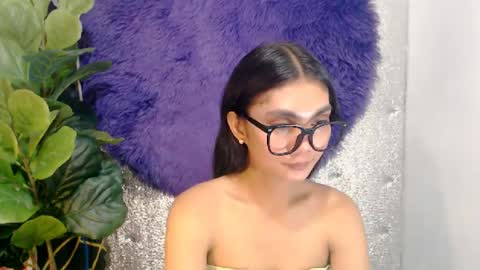 Snapshot of flirtymarga chatting on July 22, 1:30 am Marga online show from July 22, 1:30 am