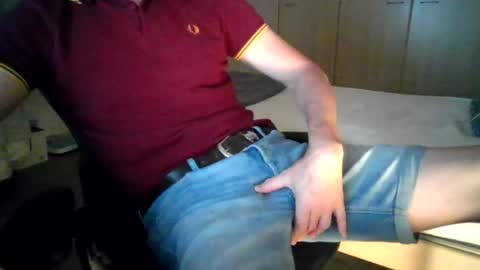 Snapshot of flirtymitchie chatting on June 17, 9:49 pm flirtymitchie online show from June 17, 9:49 pm