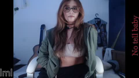 Snapshot of flor3citarockera chatting on July 4, 9:10 pm flor3citarockera online show from July 4, 9:10 pm