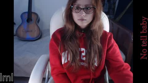 Snapshot of flor3citarockera chatting on July 7, 4:11 pm flor3citarockera online show from July 7, 4:11 pm