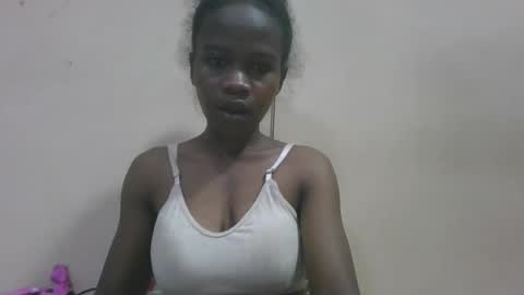 Snapshot of flora48230522373 chatting on April 22, 3:09 am flora48230522373 online show from April 22, 3:09 am