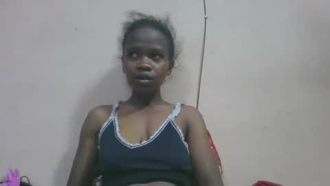 Snapshot of flora48230522373 chatting on April 22, 3:24 pm flora48230522373 online show from April 22, 3:24 pm