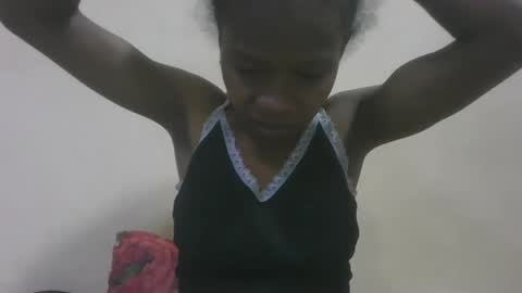 Snapshot of flora48230522373 chatting on May 1, 2:43 pm flora48230522373 online show from May 1, 2:43 pm