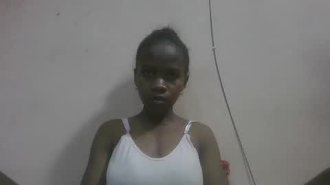 Snapshot of flora48230522373 chatting on May 7, 7:58 am flora48230522373 online show from May 7, 7:58 am