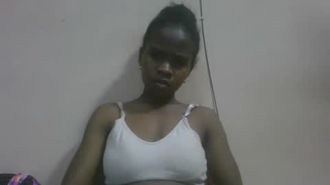 Snapshot of flora48230522373 chatting on May 7, 8:03 pm flora48230522373 online show from May 7, 8:03 pm