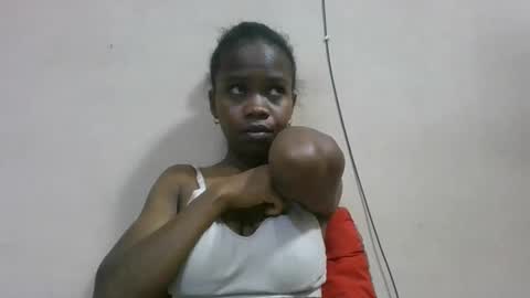 Snapshot of flora48230522373 chatting on May 10, 3:23 am flora48230522373 online show from May 10, 3:23 am
