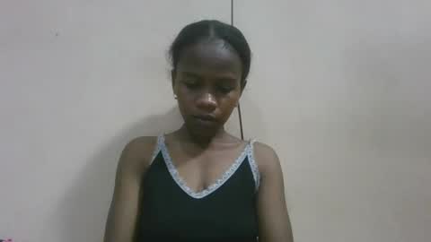 Snapshot of flora48230522373 chatting on May 18, 4:57 pm flora48230522373 online show from May 18, 4:57 pm