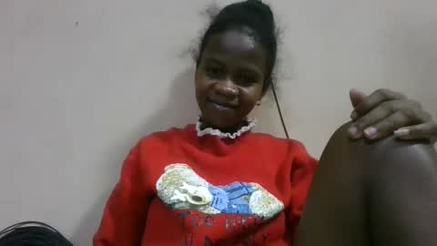 Snapshot of flora48230522373 chatting on May 21, 6:09 am flora48230522373 online show from May 21, 6:09 am
