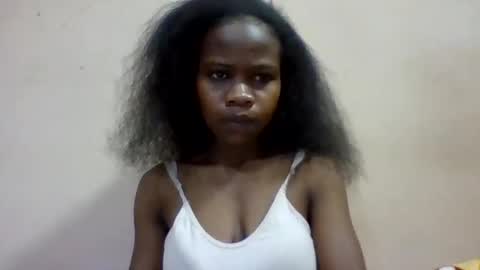 Snapshot of flora48230522373 chatting on May 25, 8:53 am flora48230522373 online show from May 25, 8:53 am